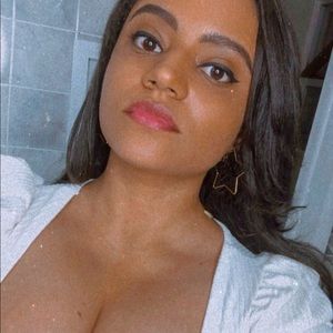 Meet your Posher, Mabel